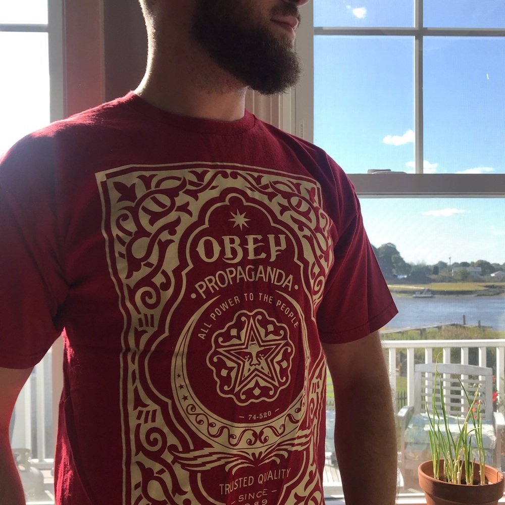 Obey Propaganda t-shirt (Large)
